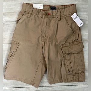 NWT Boys cargo shorts size 8